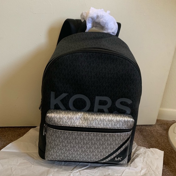 Michael Kors jet set backpack for men - Picture 2 of 7